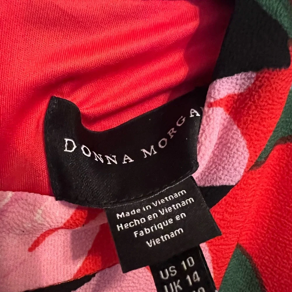Donna Morgan Women floral
Printed Dress. size 10 - Picture 6 of 8